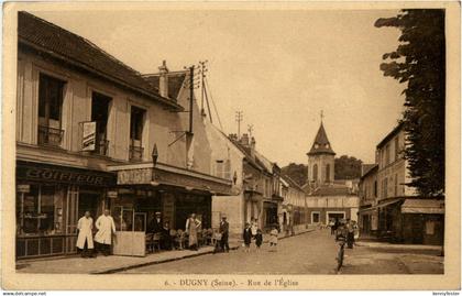 Dugny - Rue de l Eglise