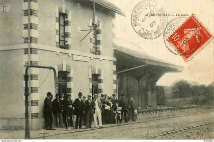 aigrefeuille sur maine * 1907 * la gare * villageois * ligne chemin de fer loire inférieure