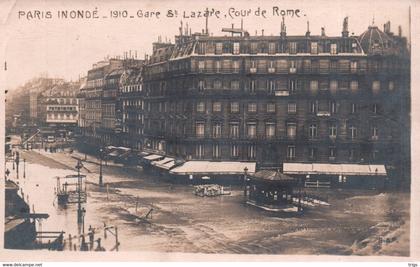 Paris Inondé (1910) - Gare St. Lazare, Cour de Rome