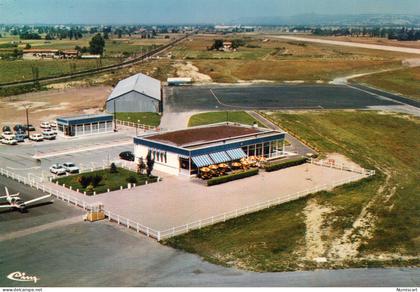 Andrézieux-Bouthéon belle vue aérienne Aéroport avion