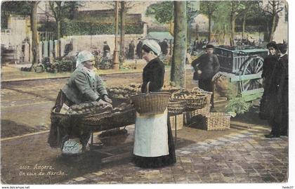 Angers - Un Coin du Marché