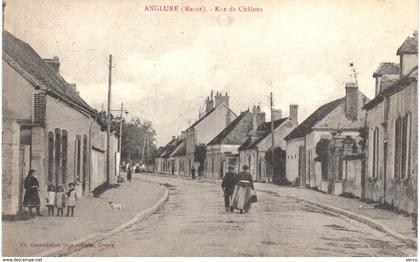 Carte   POSTALE  Ancienne de  ANGLURE - Rue de Chalons