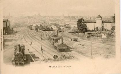 16 - ANGOULEME: La Gare.