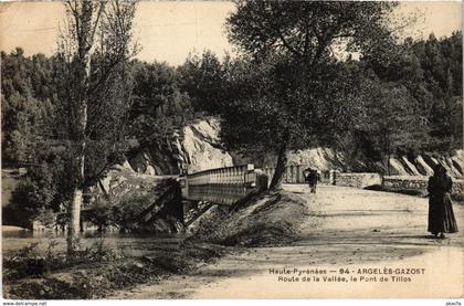 CPA Argelés-Gazost Route de la Vallée (993330)