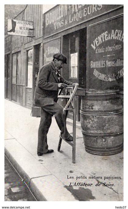 Paris - Les Petits Métiers - L'Affûteur de Scies