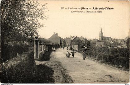 CPA Environs de Flers - Athis-de-l'Orne Arrivee par la Route de Flers (259047)