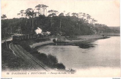 CPA  Carte Postale France D'Audierne à Pont-Croix Passage du Train VM71094