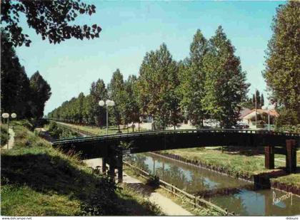 93 - Aulnay sous Bois - Le Canal de l'Ourcq - Pont du Jardin perdu - Les Pavillons sous Bois - CPM - Voir Scans Recto-Ve