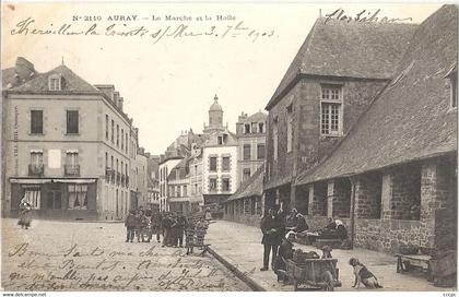 CPA Auray Le Marché et la Halle