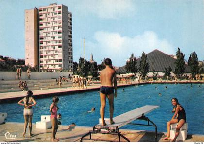 Bagnols sur Cèze piscine