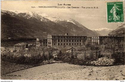 CPA Barcelonnette Les Casernes Vue prise du N.-E. (922024)