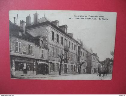 Carte  Baume les Dames  Excursion en Franche-Comté  La Mairie