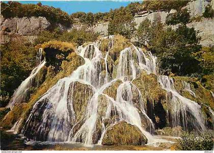 39 - Baume les Messieurs - La Cascade des Tufs dans le Cirque de Baume les Messieurs - CPM - Voir Scans Recto-Verso