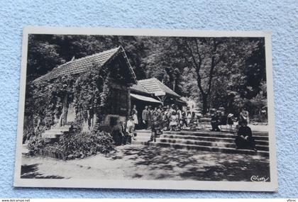 Baume les Messieurs, le chalet du guide, Jura 39