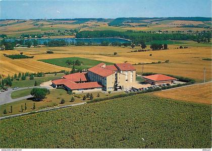 82 - Beaumont de Lomagne - Centre de réadaptation cardio-vasculaire - Vue aérienne - CPM - Voir Scans Recto-Verso