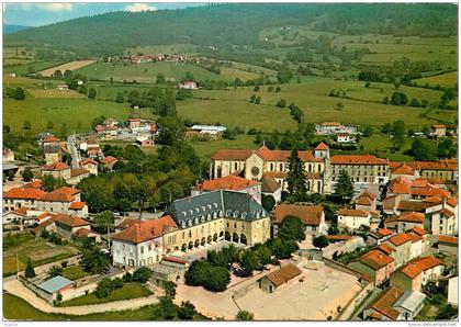 BELMONT DE LA LOIRE        MAISON FAMILIALE