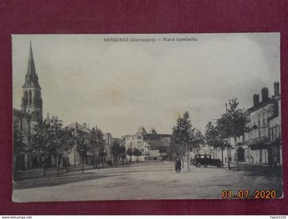 CPA - Bergerac - Place Gambetta