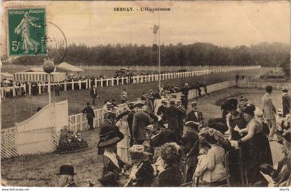 CPA BERNAY-L'Hippodrome (43369)