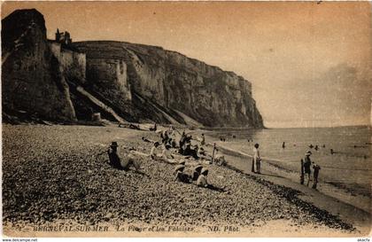 CPA BERNEVAL-sur-MER-La Plage et les Falaises (348059)