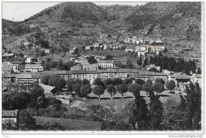 BESSEGES - La placette, le village