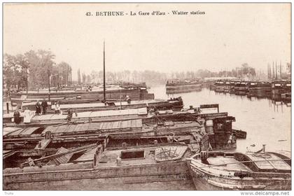 BETHUNE LA GARE D'EAU PENICHES MARINIERS