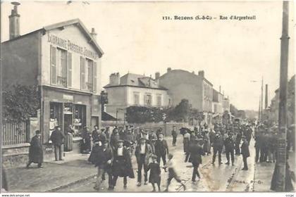 CPA Bezons Rue d'Argenteuil