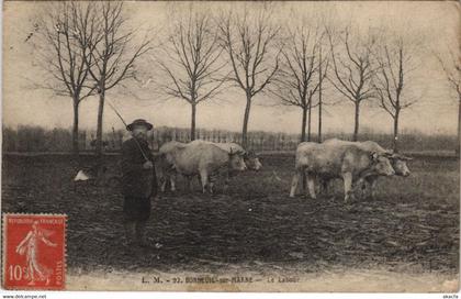 CPA BONNEUIL-sur-MARNE - Le Labour (44412)