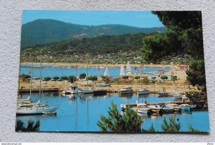 H267, Cpm 1991, Bormes les Mimosas, plage de la Faviere, le port, Var 83