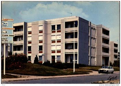 95 - BOUFFEMONT - immeubles - cité - R16