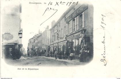 CPA Bourgoin Rue de la République