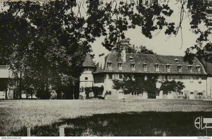 38 - BRANGUES - Le Château