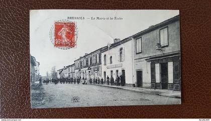 bressols , la mairie et les écoles , café