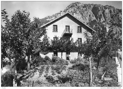 BRIANCON LA PLUS HAUTE MAISON DE FRANCE  HOMMES LES GENETS