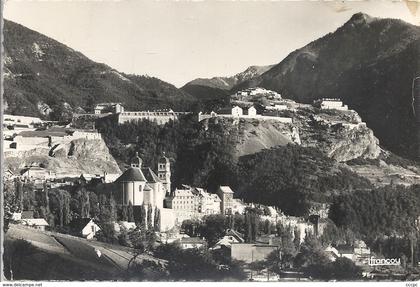 CPSM Briançon Les Remparts