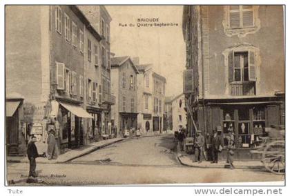 BRIOUDE RUE DU QUATRE-SEPTEMBRE ANIMEE COMMERCE