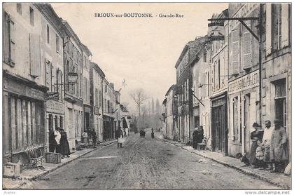 79 - BRIOUX-SUR-BOUTONNE - Grande-Rue