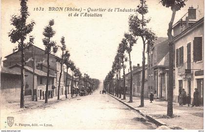 Carte postale ancienne de BRON