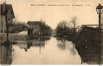 CPA BRY-sur-MARNE - Rue Daguerre (275119)