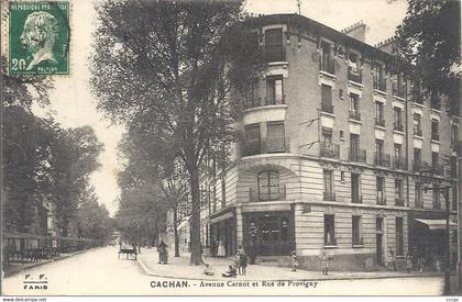 CPA Cachan Avenue Carnot et Rue de Provigny