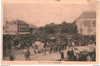 CPA Carte Postale France Carentan un jour de foire  VM77356