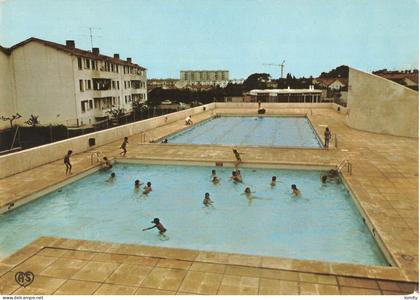 34 Castelnau le Lez la piscine municipale  CPM