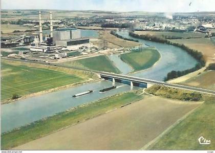 CPM Champagne-sur-Oise Vue aérienne La Centrale Thermique