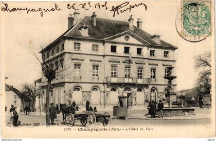 CPA CHAMPAGNOLE - Hotel de Ville (212376)