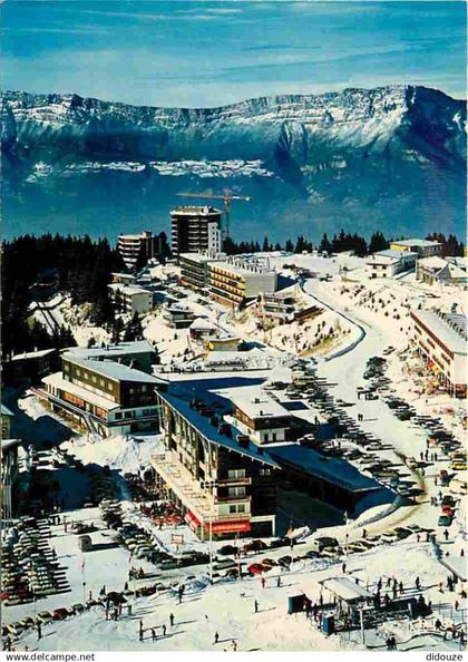 38 - Chamrousse - La station - Vue aérienne - CPM - Carte Neuve - Voir Scans Recto-Verso