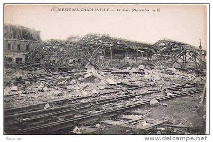 MEZIERES CHARLEVILLE 1  LA GARE (NOVEMBRE 1918)