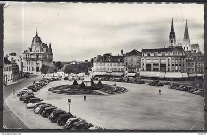 Chartres - Place des Epars