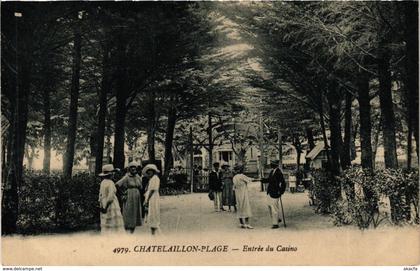 CPA CHATELAILLON - Plage - Entrée du Casino (975568)