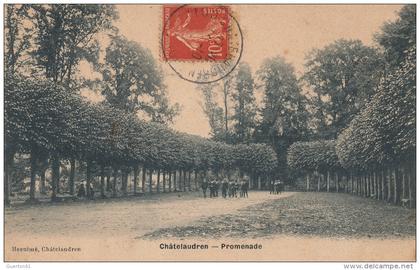 ( CPA 22 )  CHÂTELAUDREN  /  Promenade  -