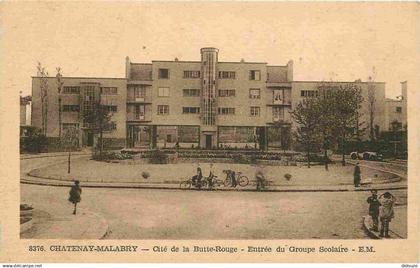 92 - Chatenay Malabry - Cité de la Butte-Rouge - Entrée du Groupe Scolaire - Animée - immeuble - architecture - CPA - Vo