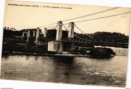 CPA CHATILLON-sur-LOIRE - Le Pont suspendu sur la Loire (228131)